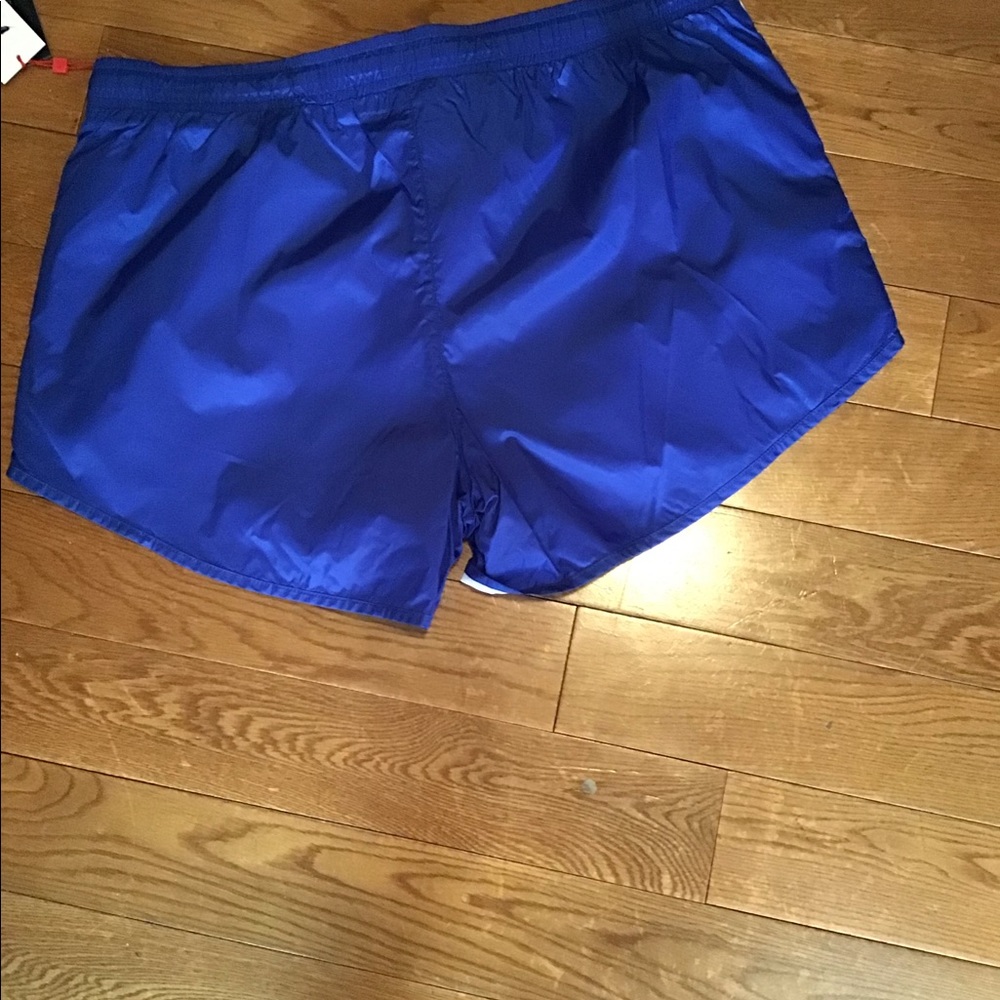 NWT Tommy Hilfiger Sports Ladies Shorts - Picture 2 of 8